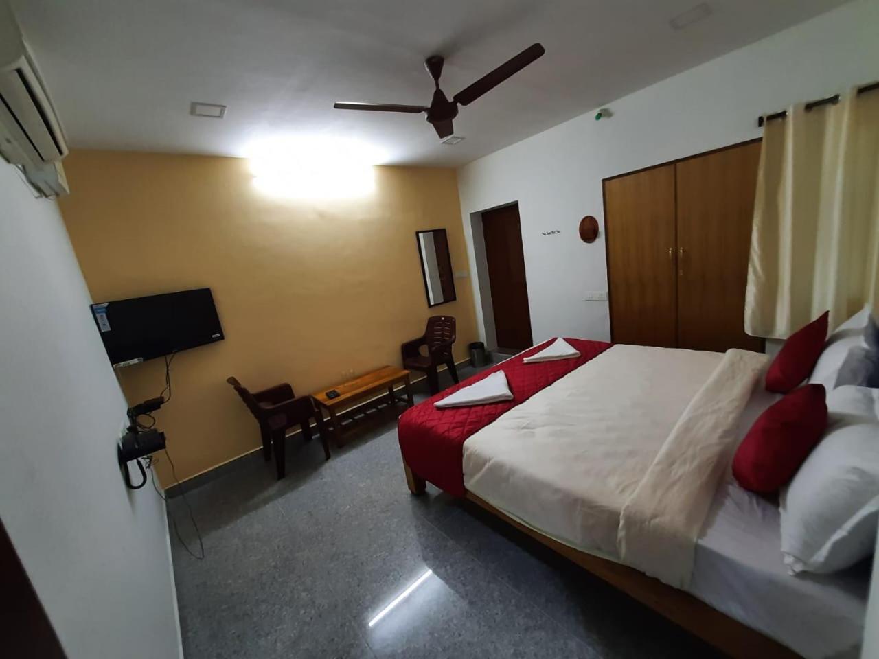 French Park Inn Pondichéry Extérieur photo
